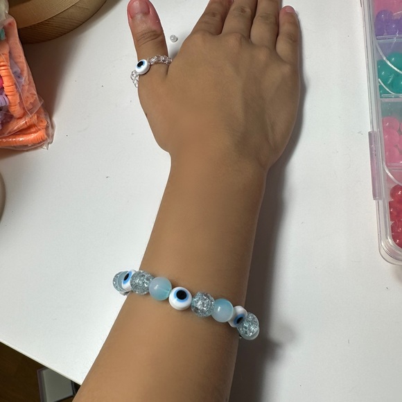 Crystal beaded Bracelets - Picture 2 of 2